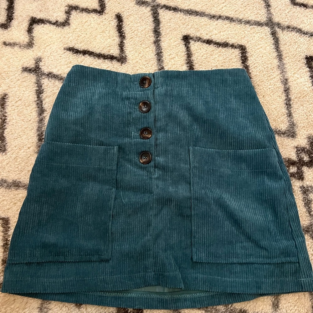 Boutique brand skirt